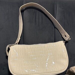 Stylish Cream Croc-Embossed Shoulder Bag
